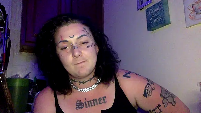 CurvyTrans2002 webcam