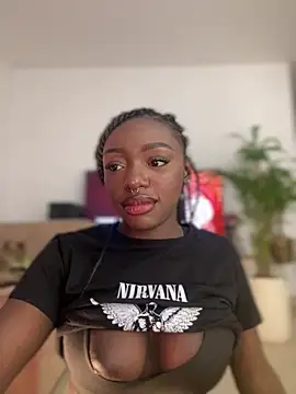 alissradiante1 webcam