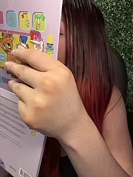 Karen18_boobs webcam