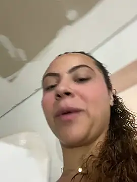 Chloe_Leaozinho webcam