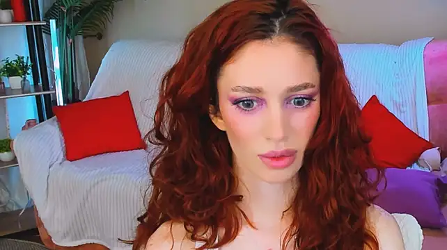 ChristinaConteeree webcam