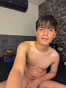 Naim_TheKing webcam