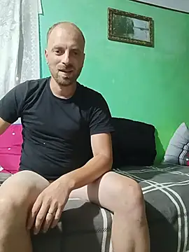 Aliceandmario webcam