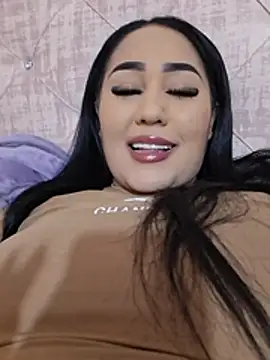 Valentina_Tilly webcam