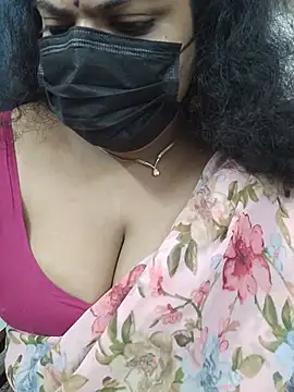 Floraa-Queen