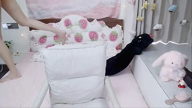 ChloeQing webcam