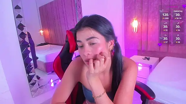 LilyHans webcam