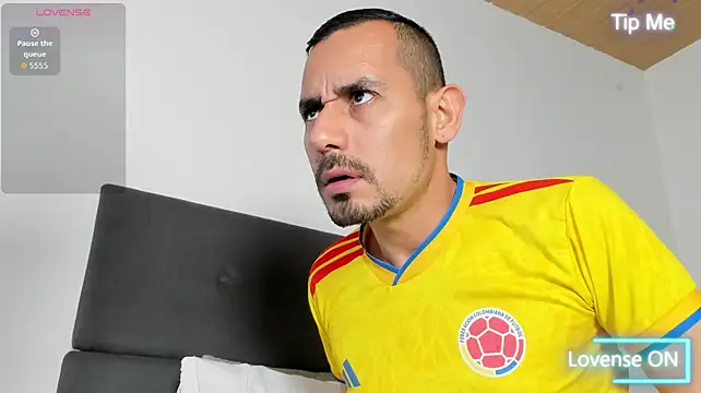 jhonyalzate2 webcam
