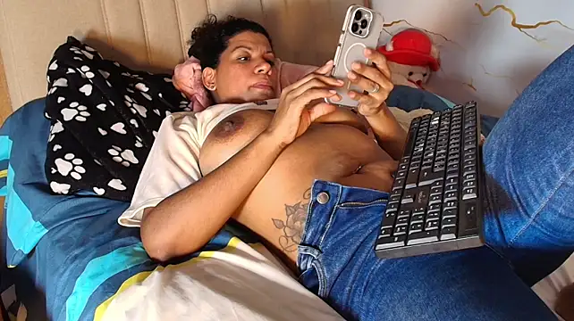 golden_goddess38 webcam