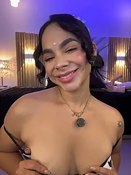 imLeanna_ webcam
