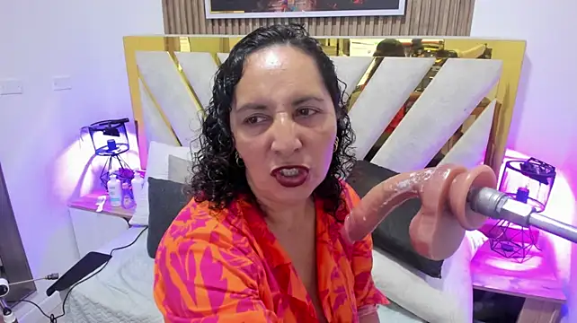 Luna_Naughty1 webcam