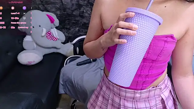 olivia_love_ webcam