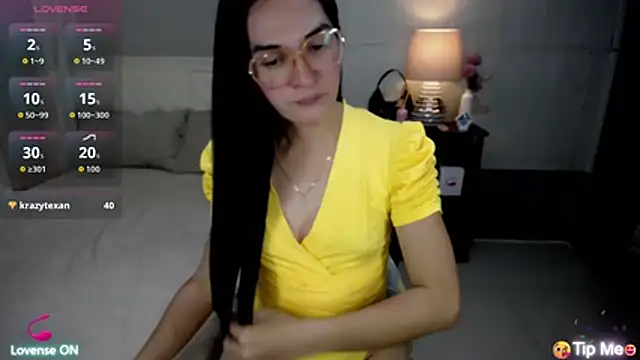 AsianSweetHeartxX live cam on StripChat