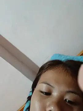 Ella_sayieee-squirter webcam