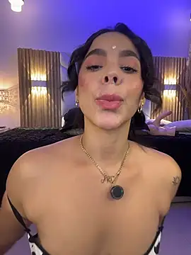 imLeanna_ webcam