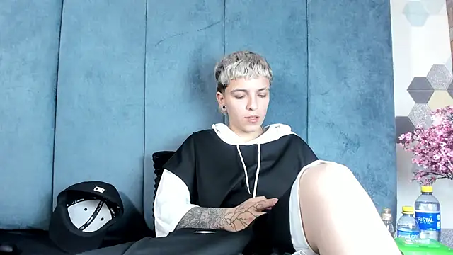 Megan_Thompson_ webcam