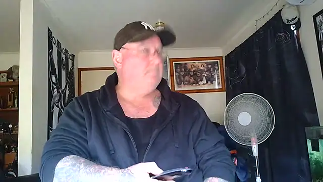 KINKYBLUEYES69 webcam