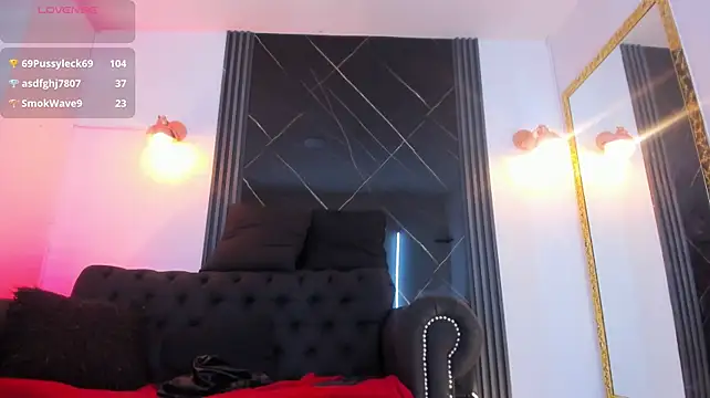 VickyJohnson1 webcam