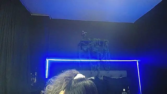 sasi_luna webcam