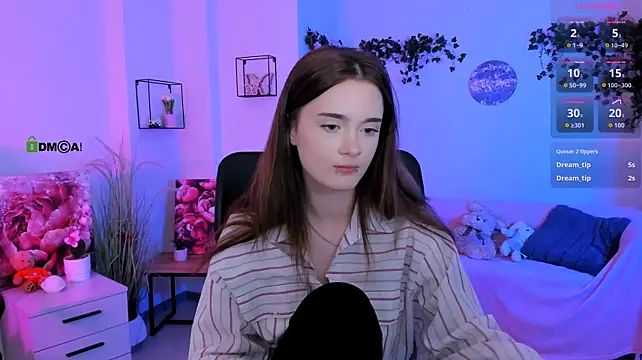 liana_kisses webcam