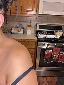 LittleMissEeve webcam