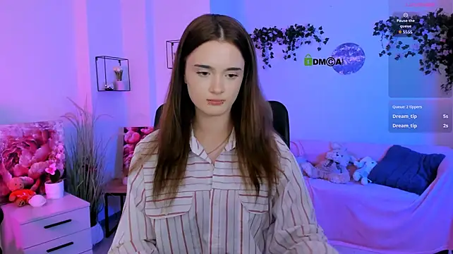 liana_kisses webcam