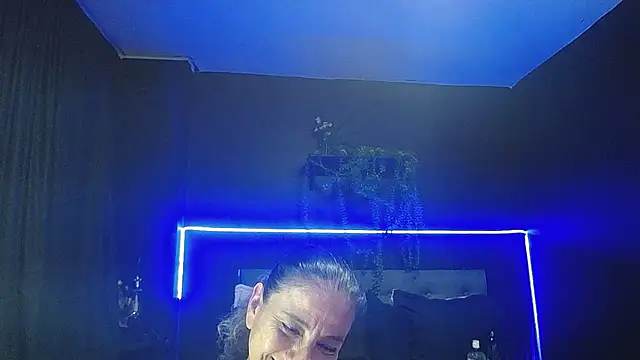 sasi_luna webcam