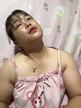 love_pusy09 webcam