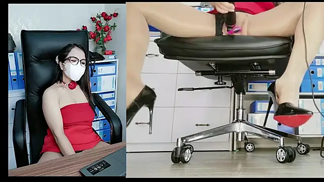 Julie-Rosee webcam