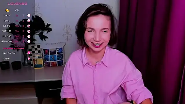 KindHazelHere_ webcam