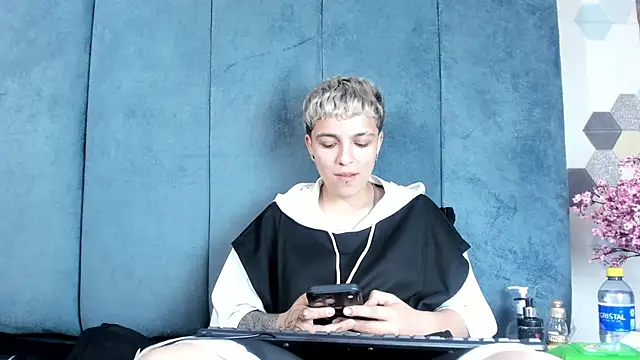 Megan_Thompson_ webcam