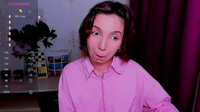 KindHazelHere_ webcam