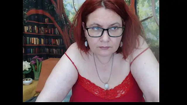 PlayfullMature webcam