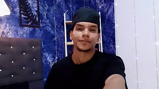 kai_storm77 webcam