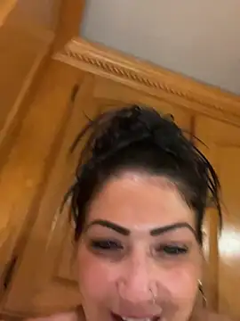 LittleMissEeve live webcam