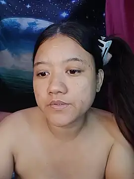 Urchanel live cam on StripChat