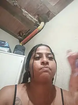 Giselabrunette25 webcam