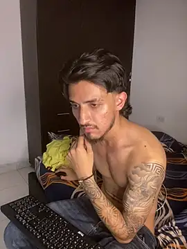 Kriss_Edwards webcam