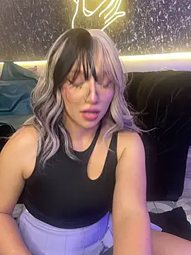 Saraa_love_ webcam