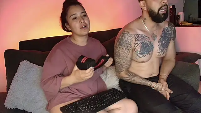 Alyssa_and_DAngelo webcam