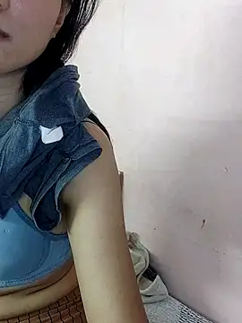Rayya_4yy webcam
