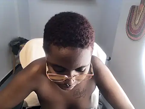 sweetsin12 webcam