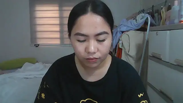 CandieHand webcam