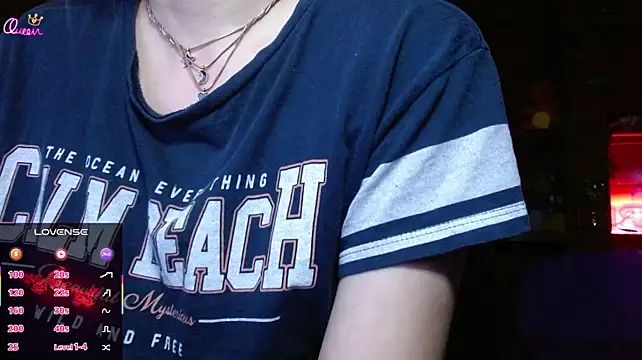 MidoriQuiinn webcam