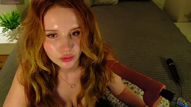 Betty_June webcam