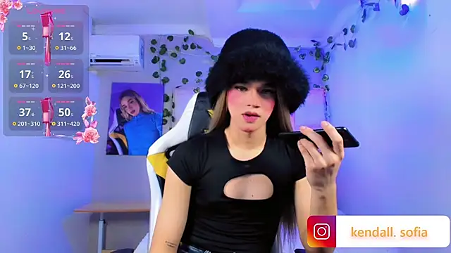 Sophiaa_doll_ webcam