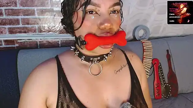emma_bdsm_ webcam