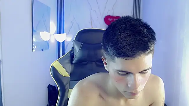 Ascii_one live cam on StripChat