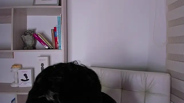 Aaron_Tate webcam