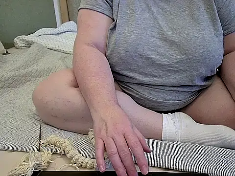 MarthaBriest webcam
